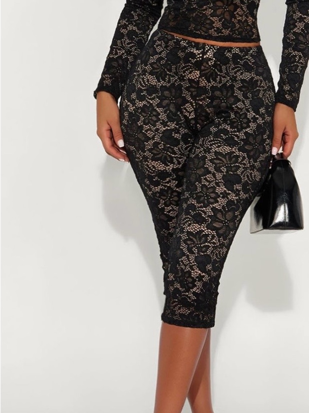 Fashion Nova Black Floral Lace High-Waist Capris